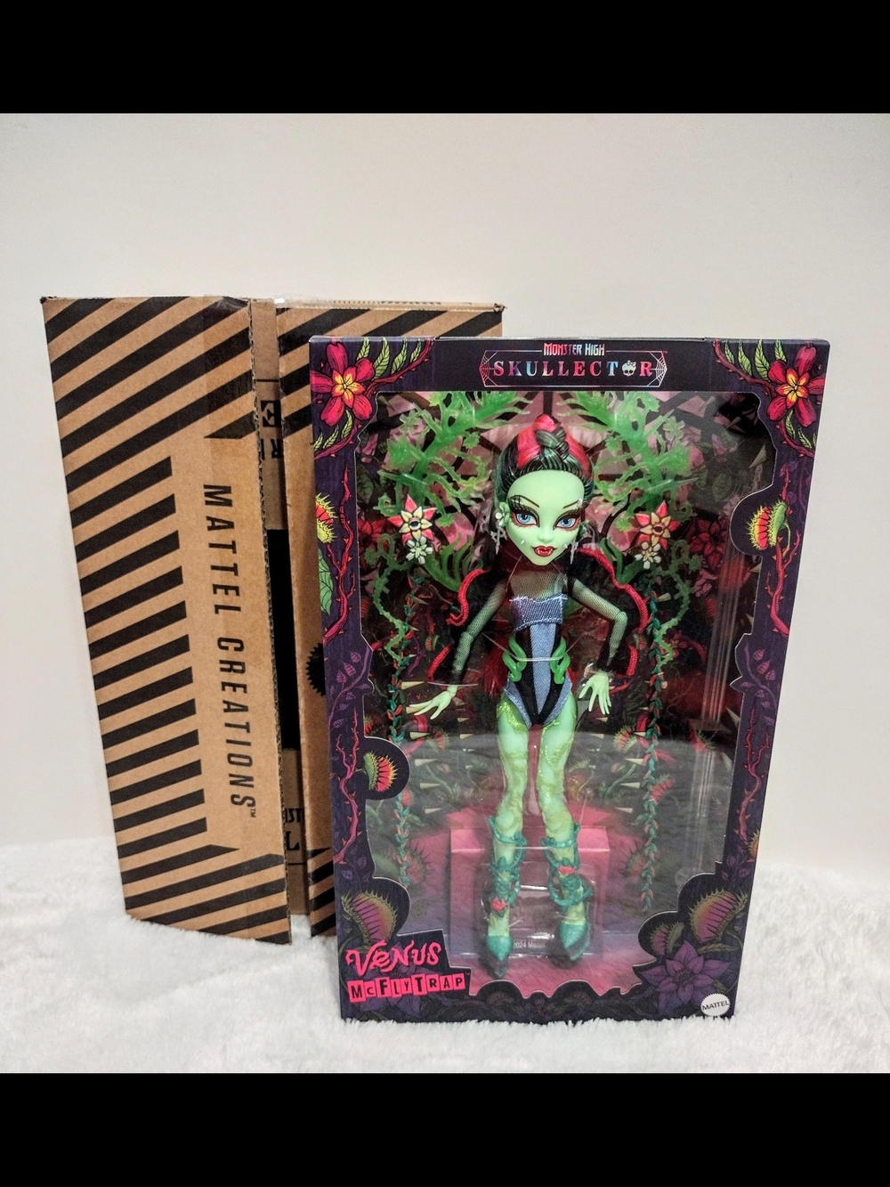 Monster High Skullector Fang Club Exclusive Venus McFlytrap New In Mailer